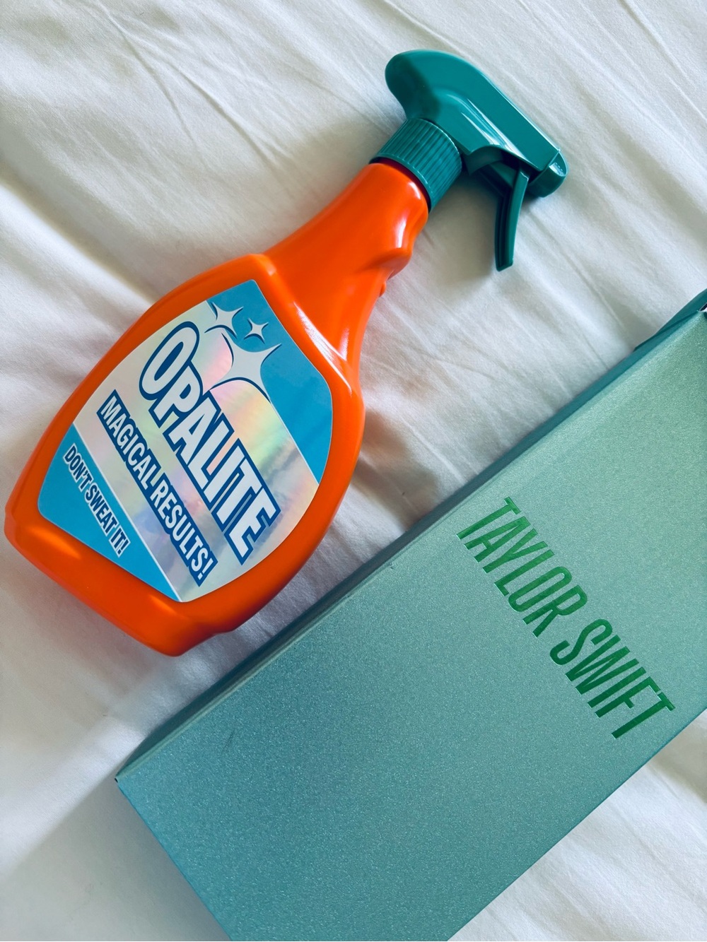 Taylor Swift Authentic Summer Collection Opalite Spray Bottle, NWT! - Picture 10 of 10